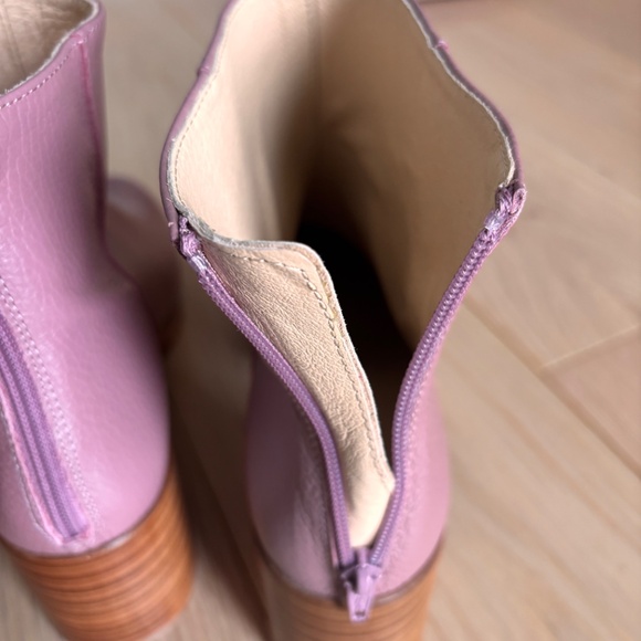 Speed platform ankle boot in Lilac by Intentionally Blank - Picture 7 of 13